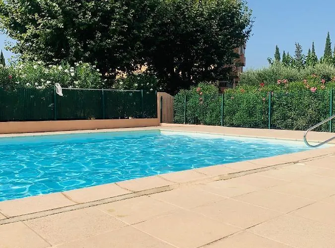 Les Rives De Valescures - Appartement Prive Parking Et Piscine