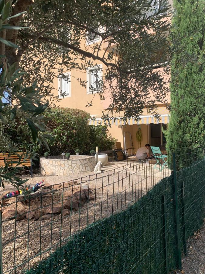 Apartment Les Rives De Valescures - Prive Parking Et Piscine